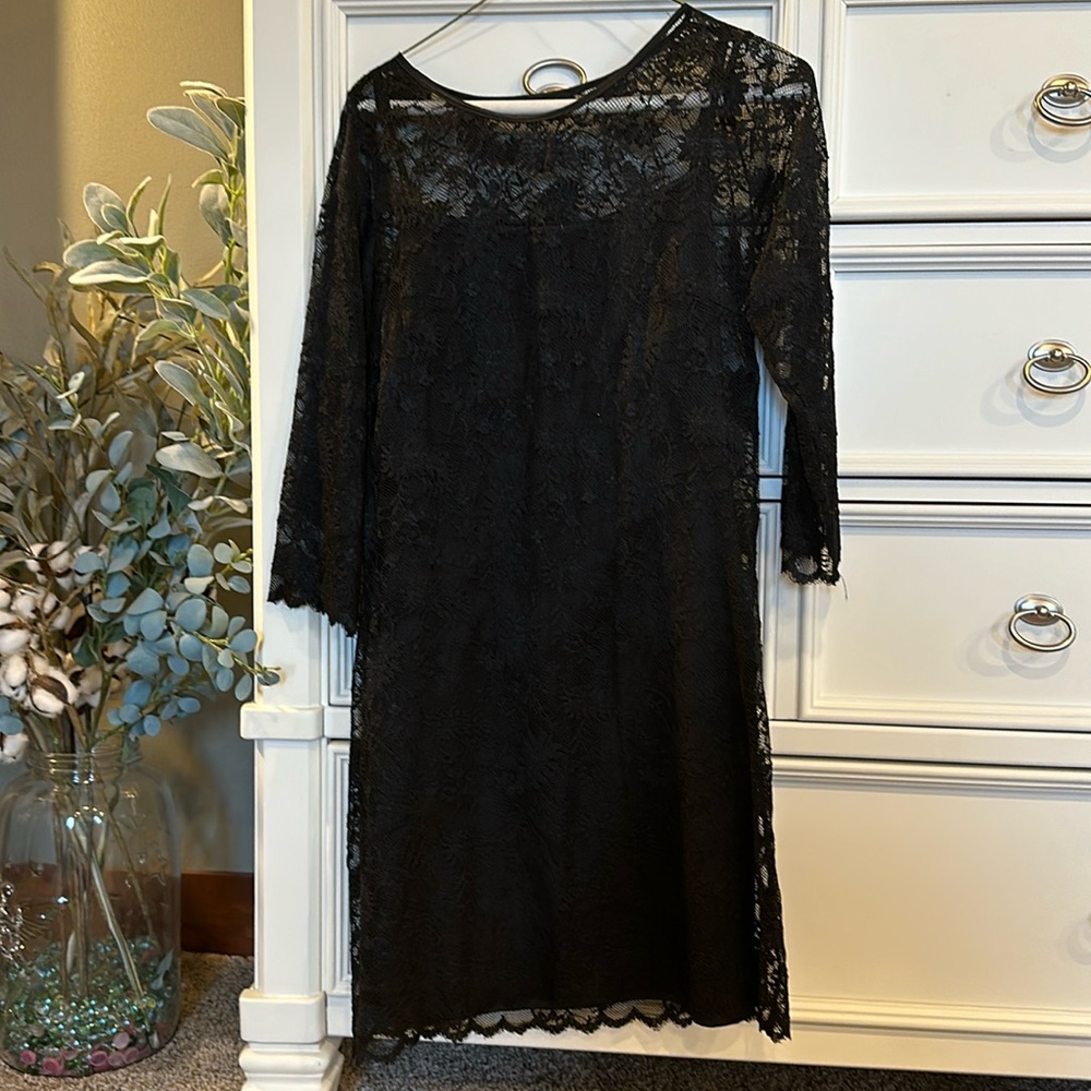 Paraella-black lace dress